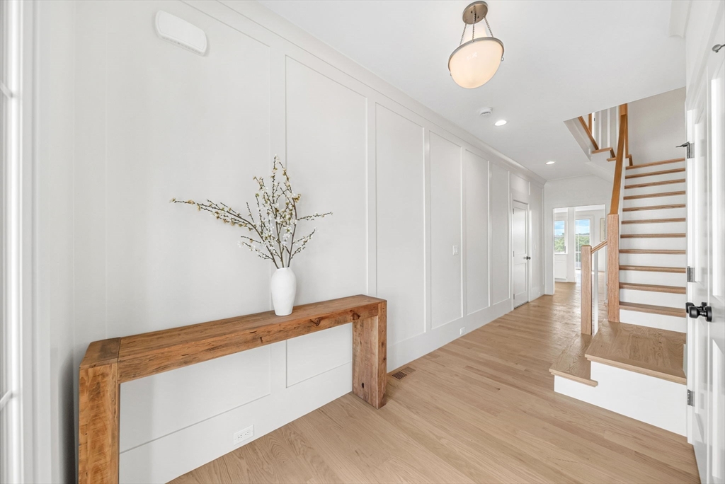 18 Crescent Road # 18