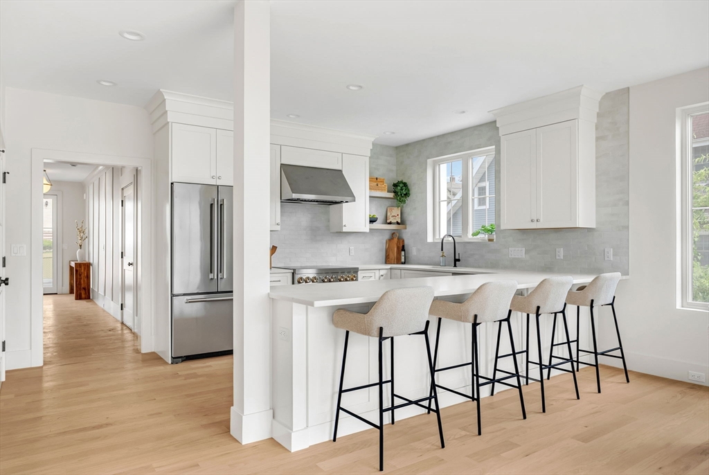 18 Crescent Road # 18