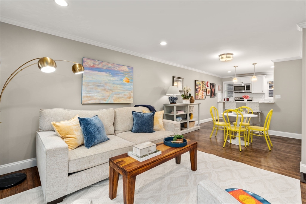 11 Oak St # 16