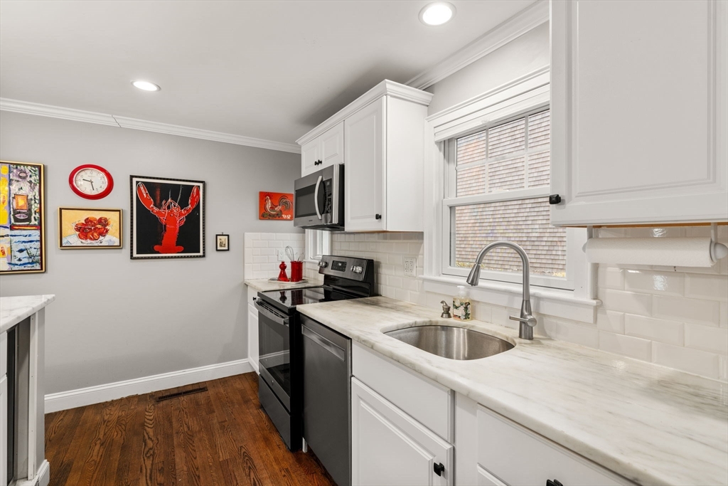11 Oak St # 16