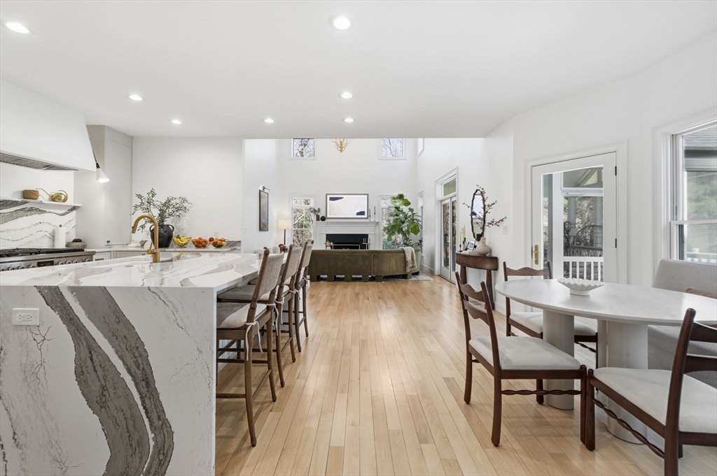 6 Sandy Hill Rd