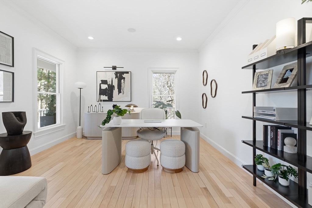 6 Sandy Hill Rd