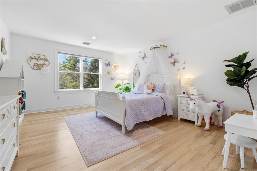 6 Sandy Hill Rd