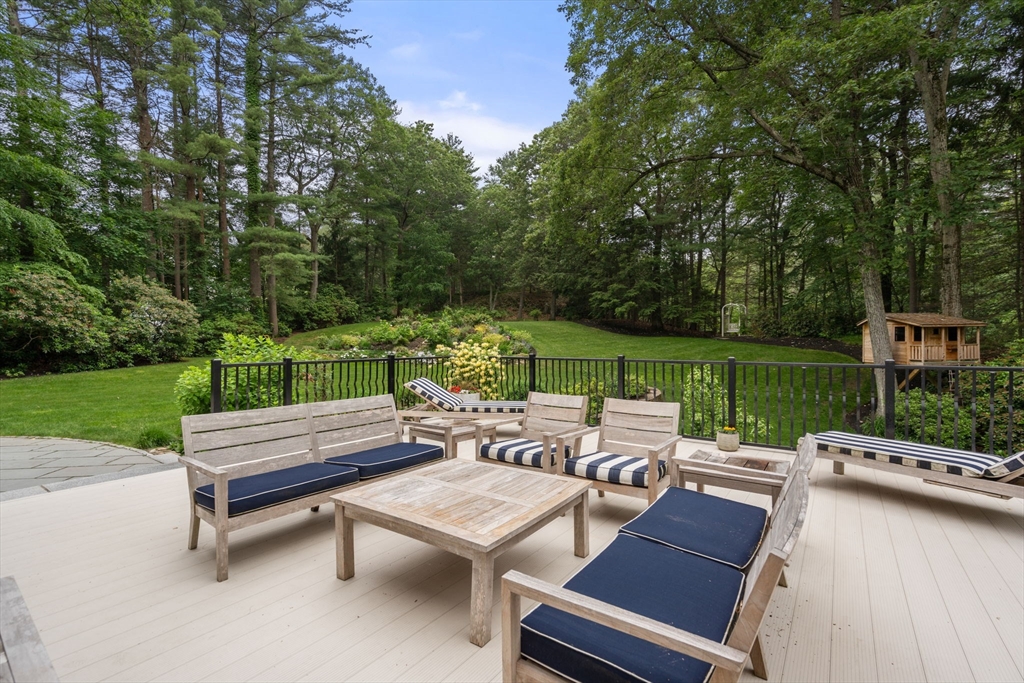 153 Ridgeway Rd