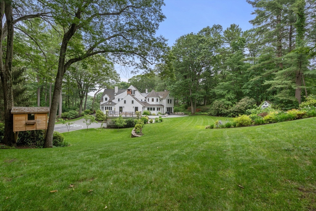 153 Ridgeway Rd