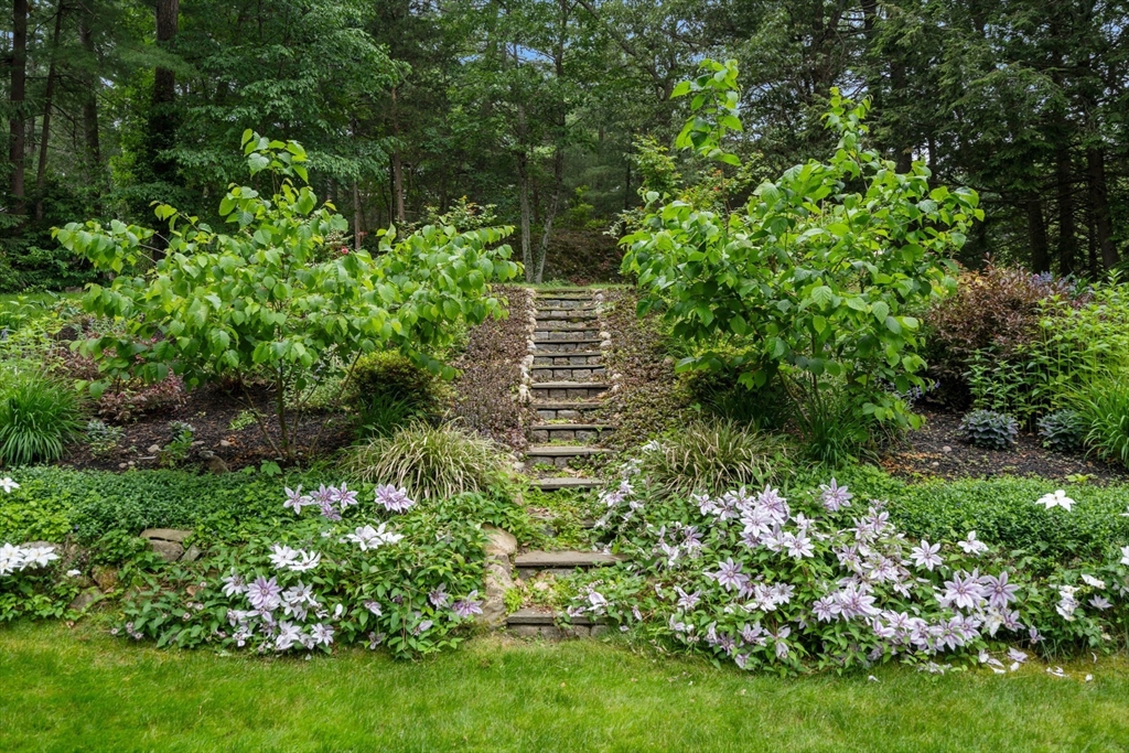 153 Ridgeway Rd