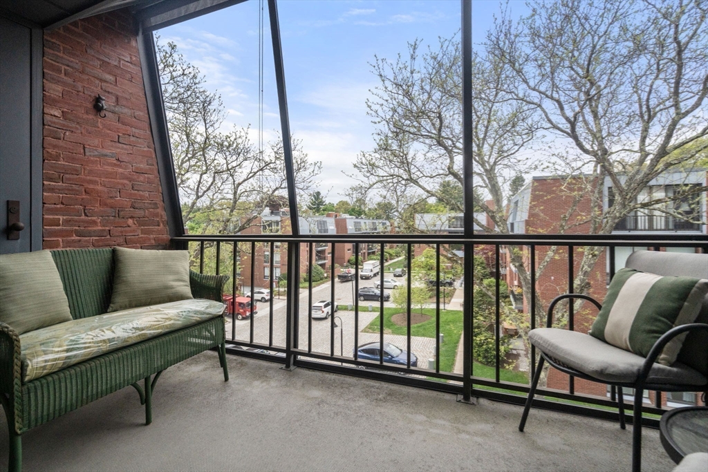 65 Grove St # 444