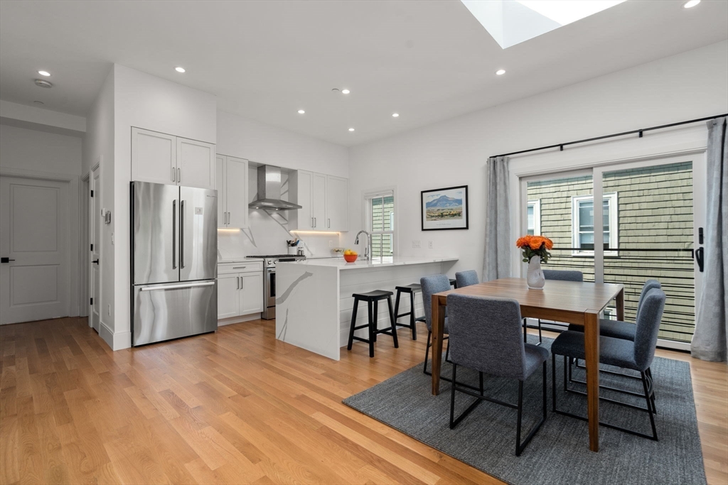 24 Camp St # 3
