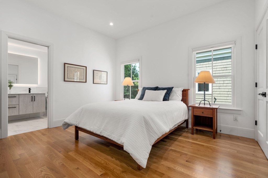 24 Camp St # 3