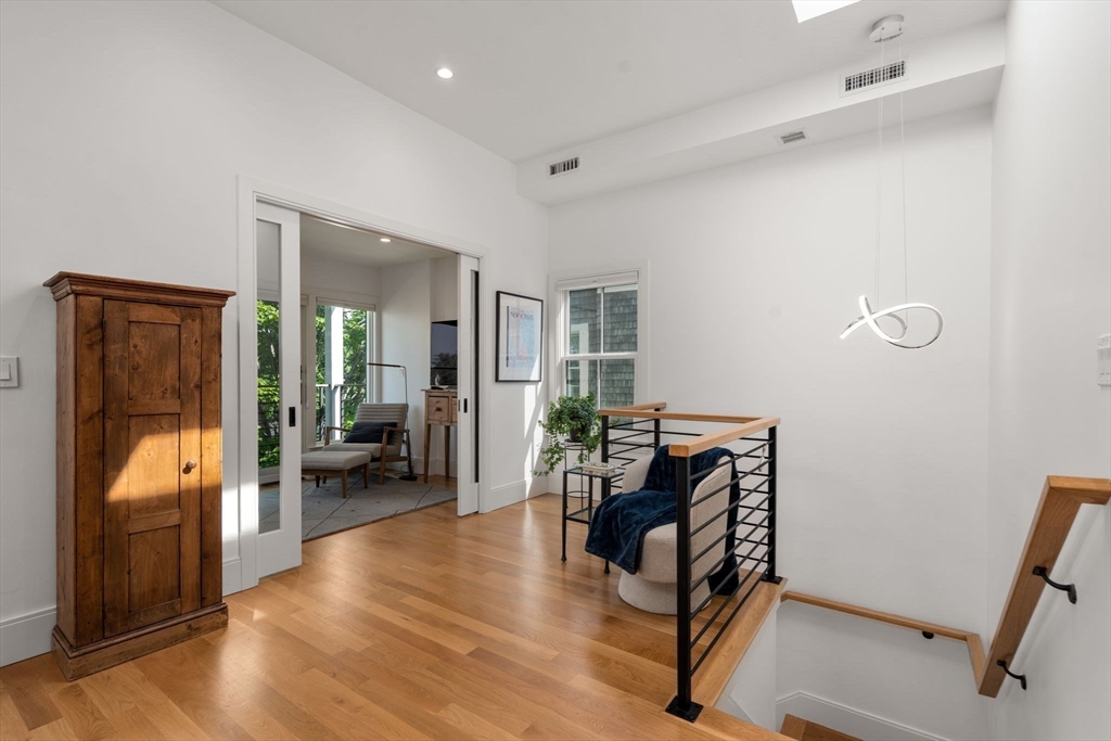 24 Camp St # 3