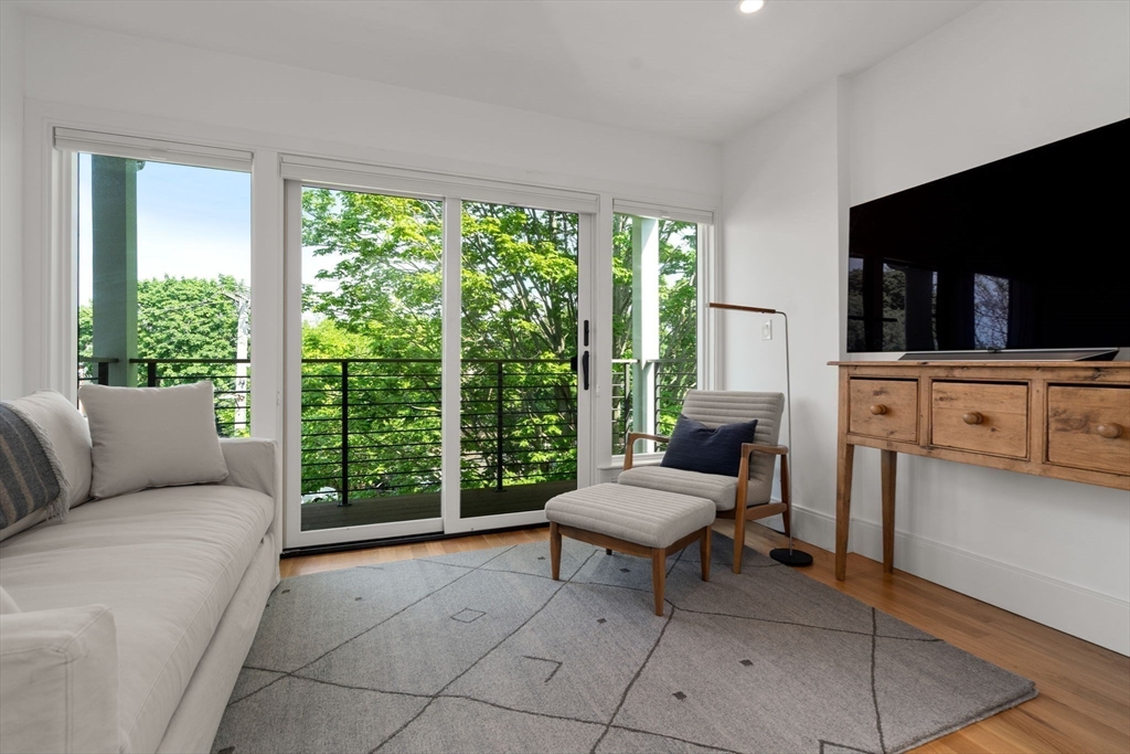 24 Camp St # 3