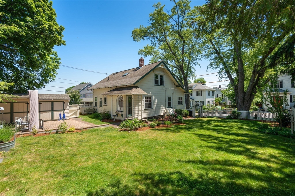 3 Chase Ave