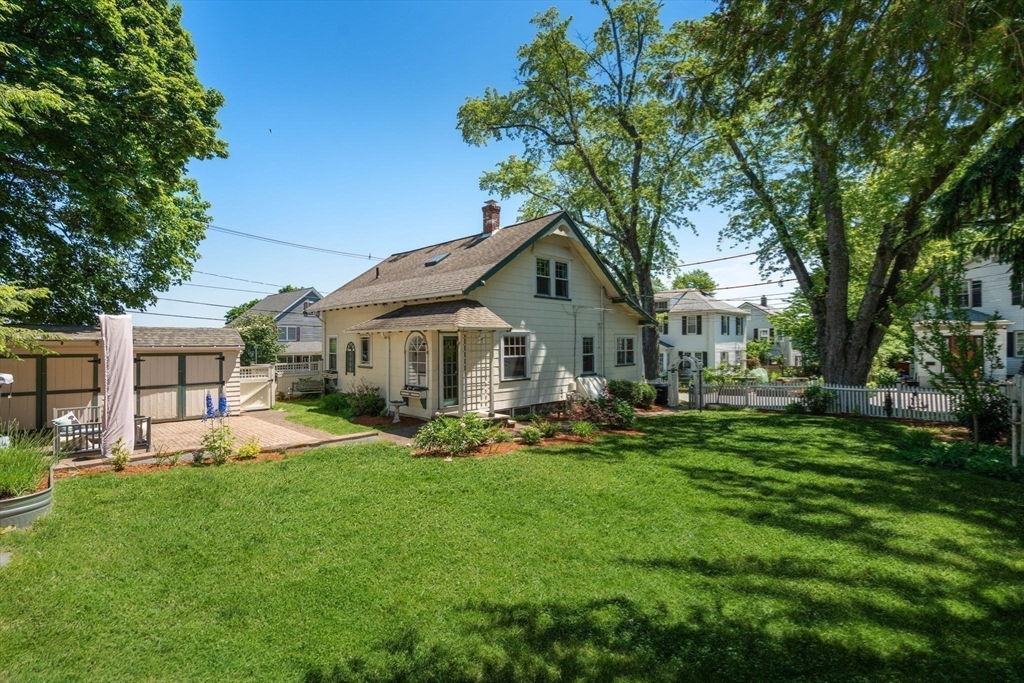3 Chase Ave