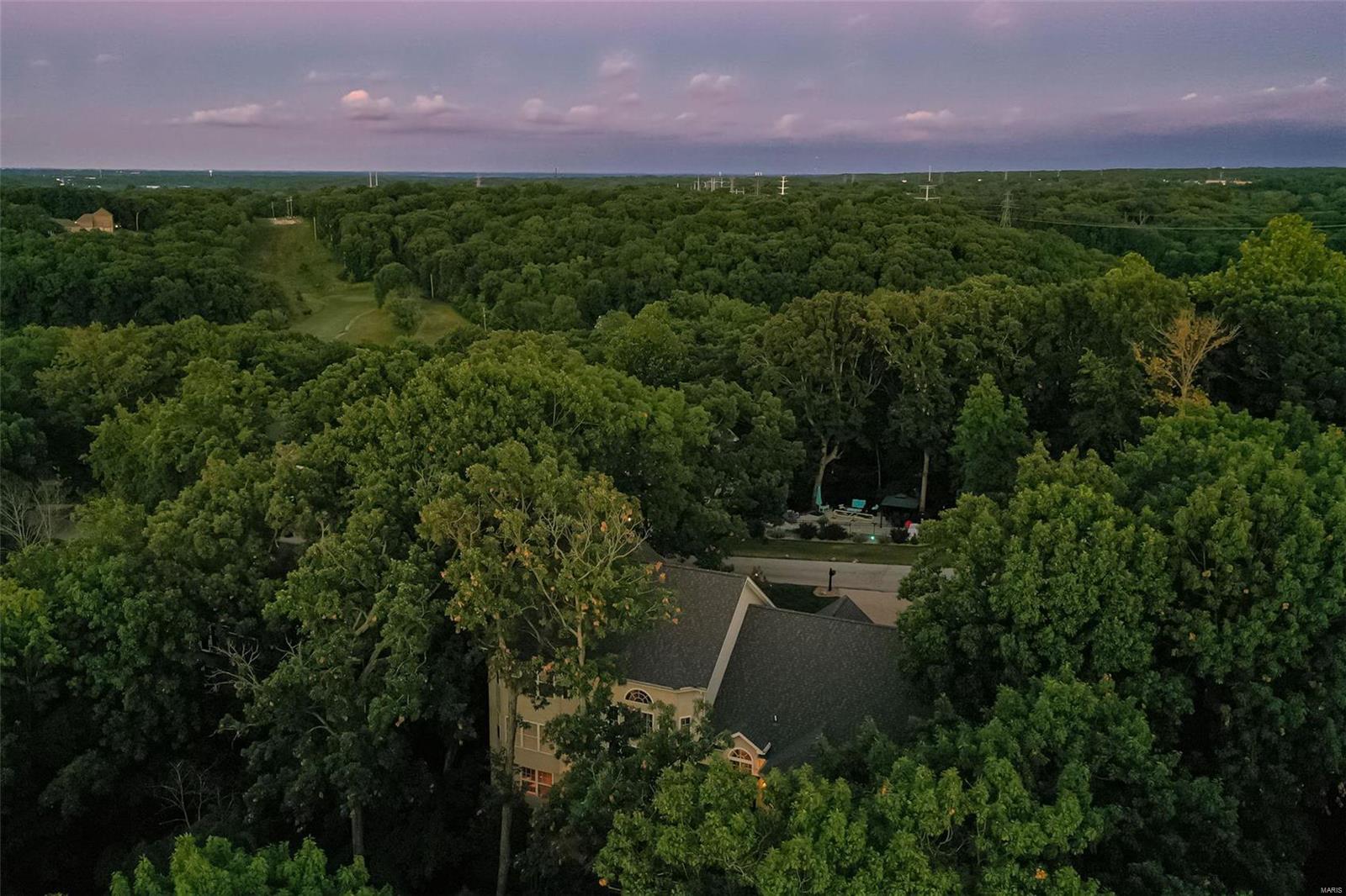 5041 Oak Bluff Drive