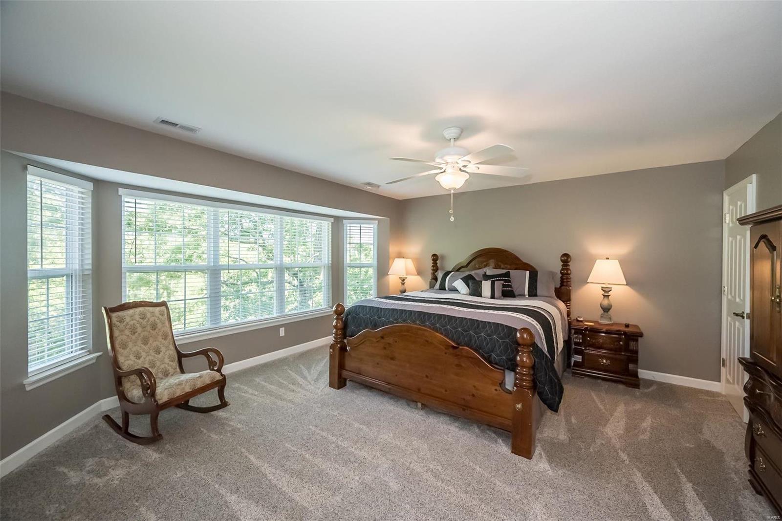 5041 Oak Bluff Drive