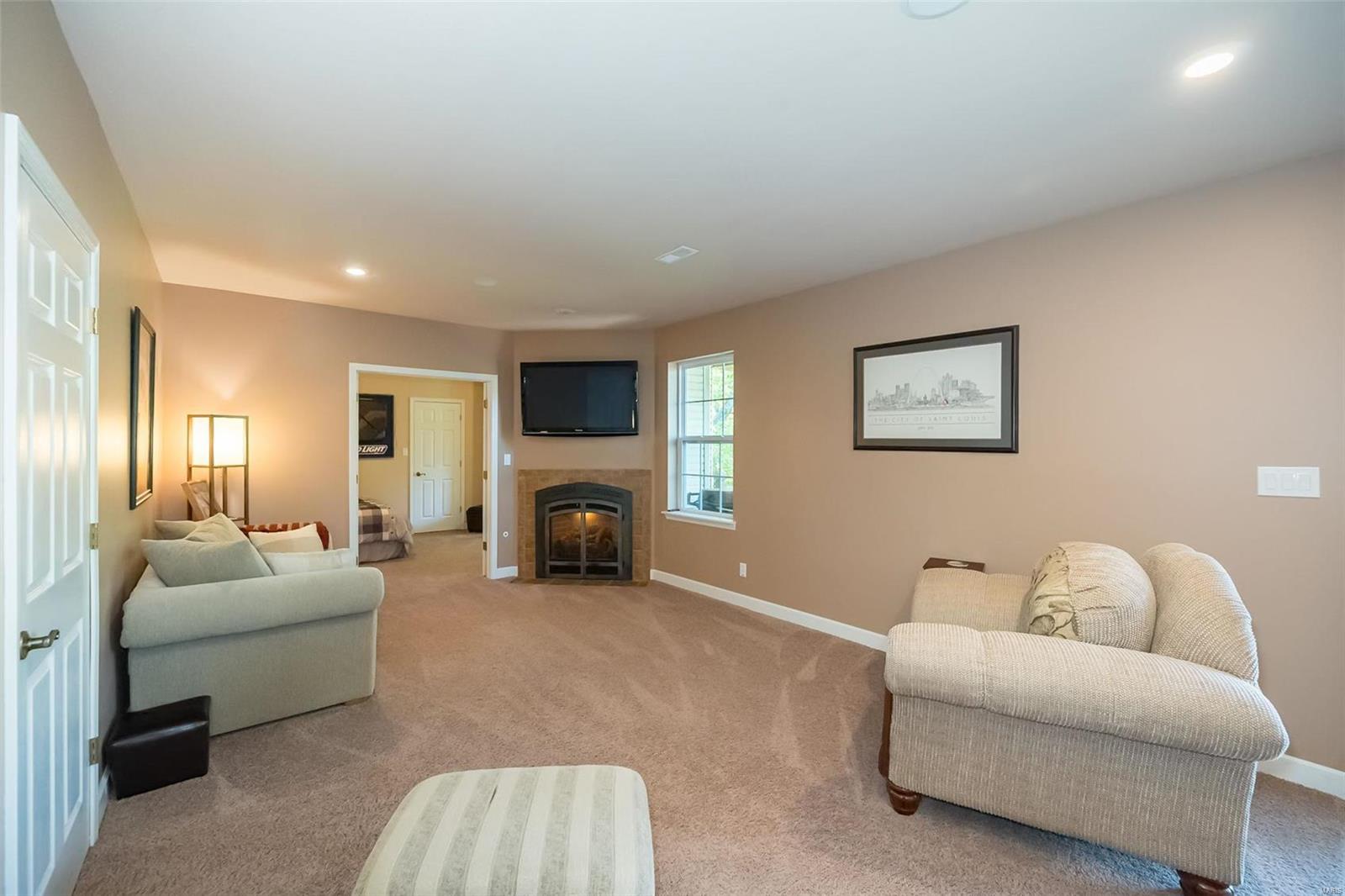 5041 Oak Bluff Drive