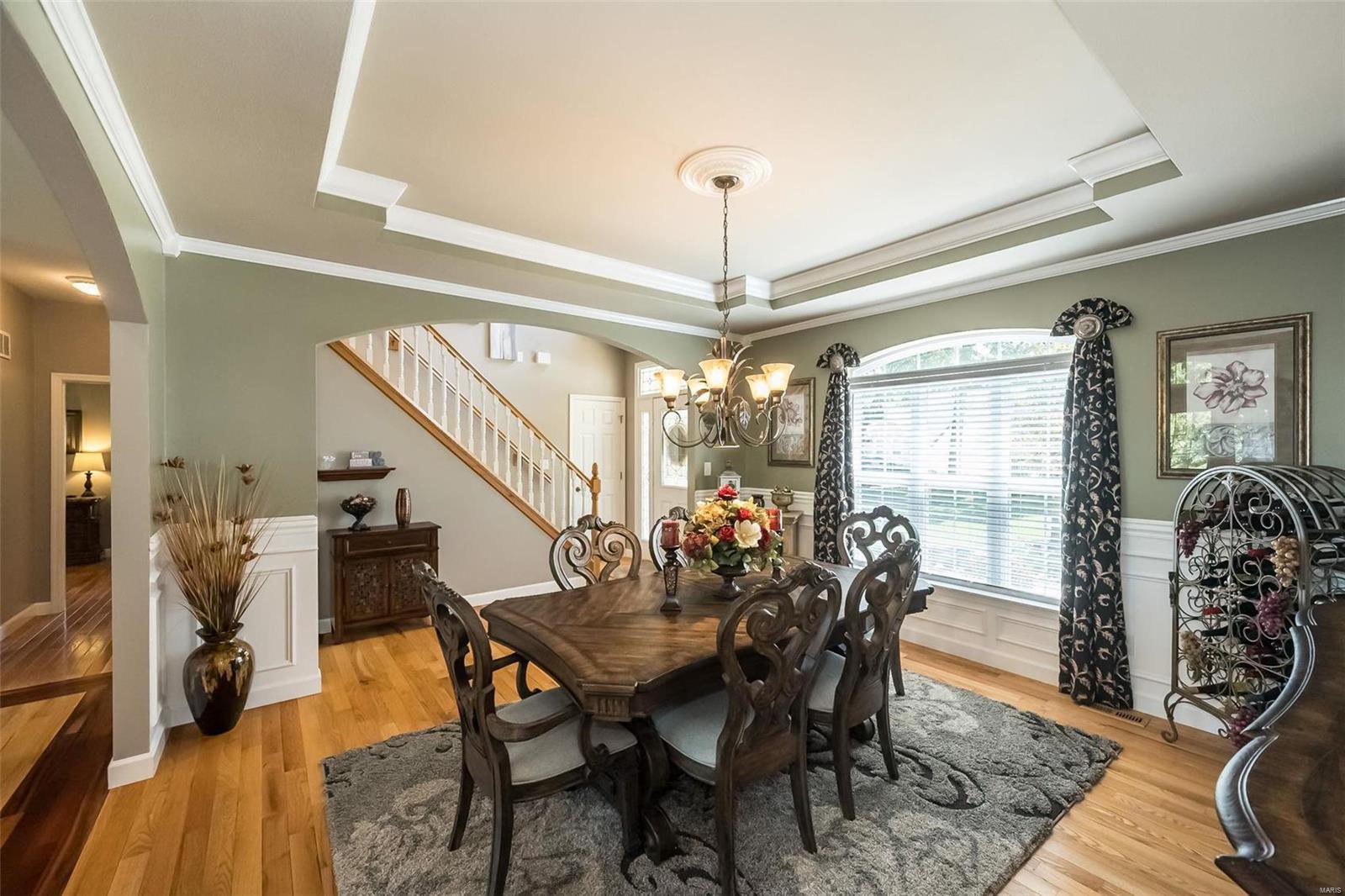 5041 Oak Bluff Drive