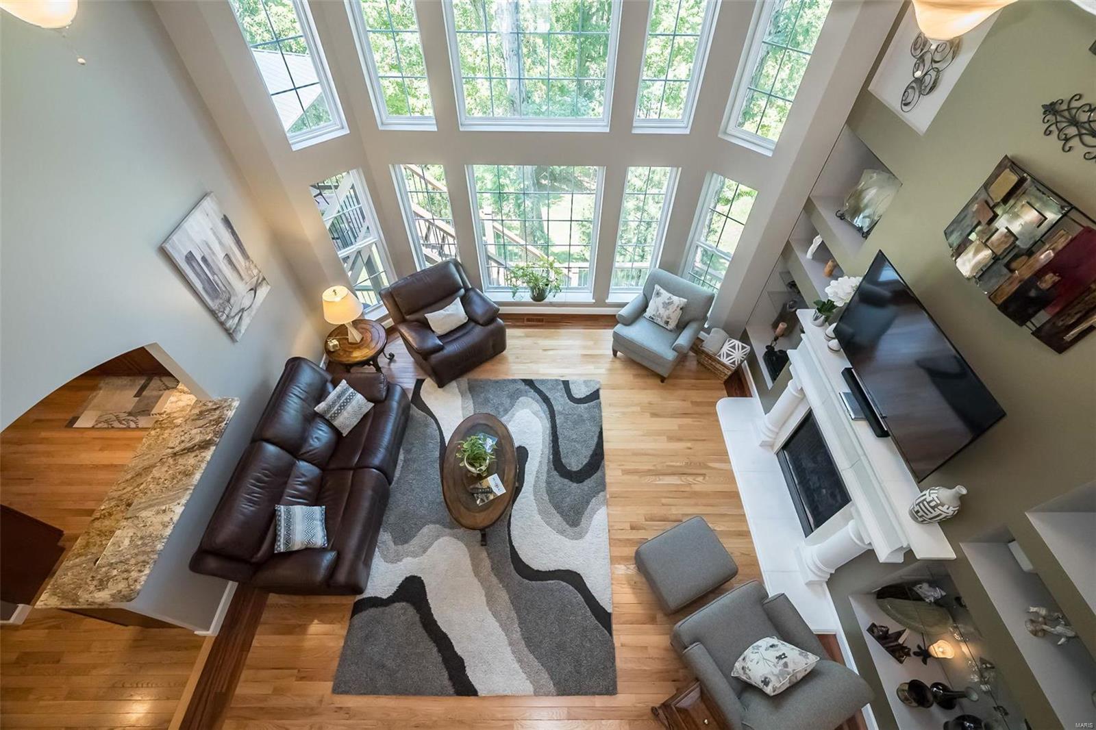 5041 Oak Bluff Drive