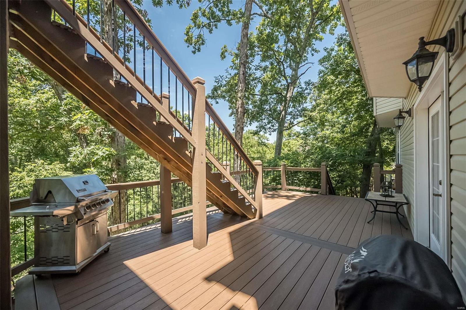 5041 Oak Bluff Drive