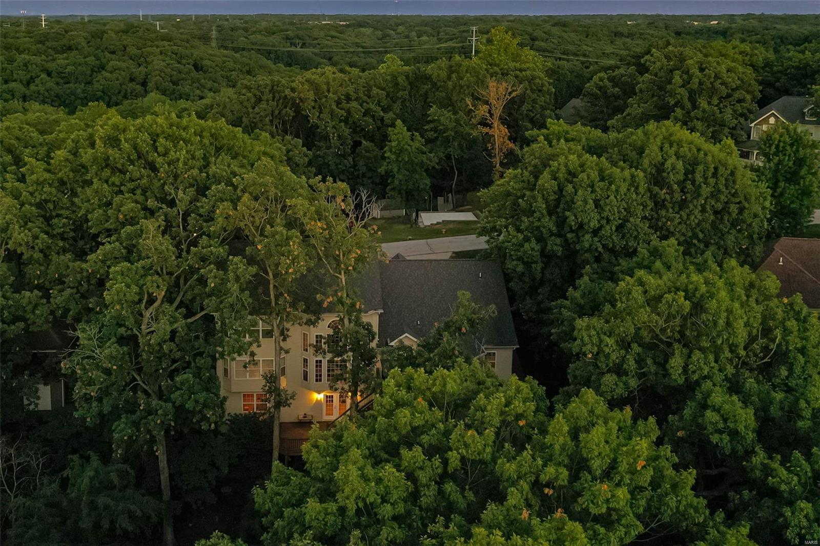 5041 Oak Bluff Drive