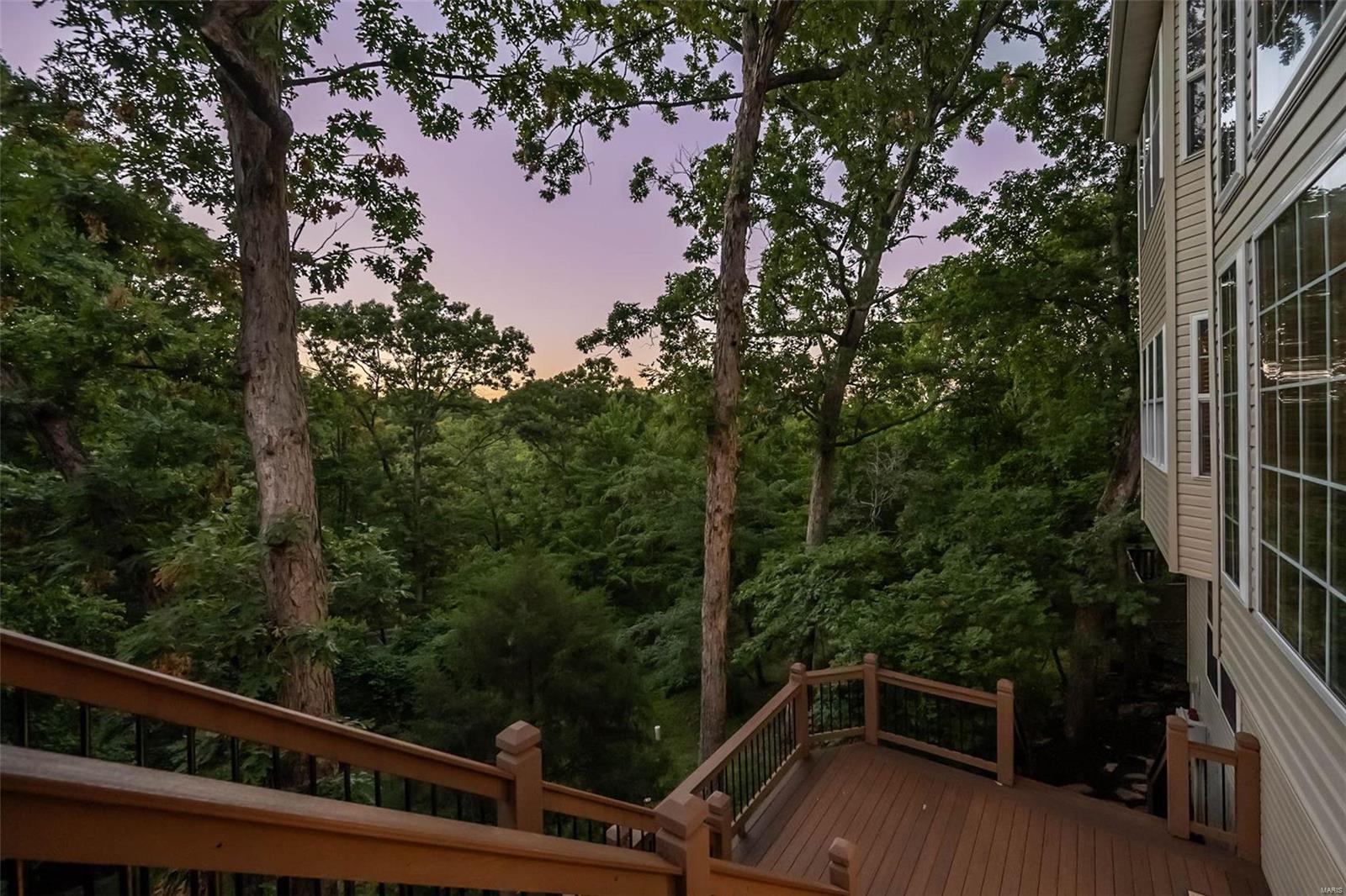 5041 Oak Bluff Drive