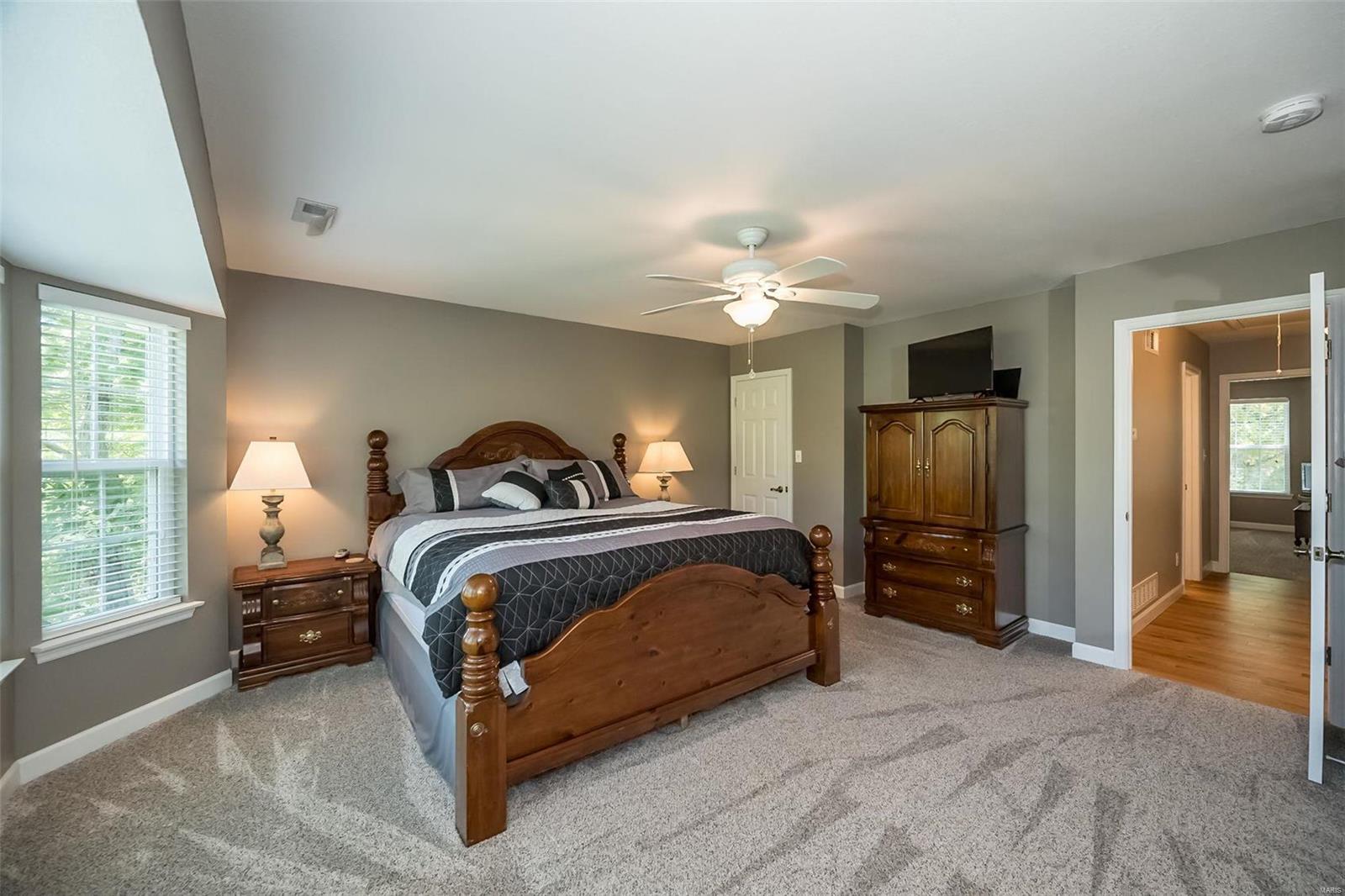 5041 Oak Bluff Drive