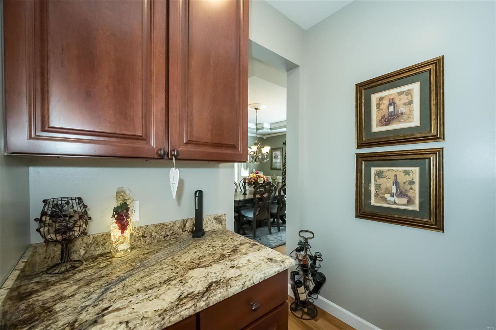 5041 Oak Bluff Drive