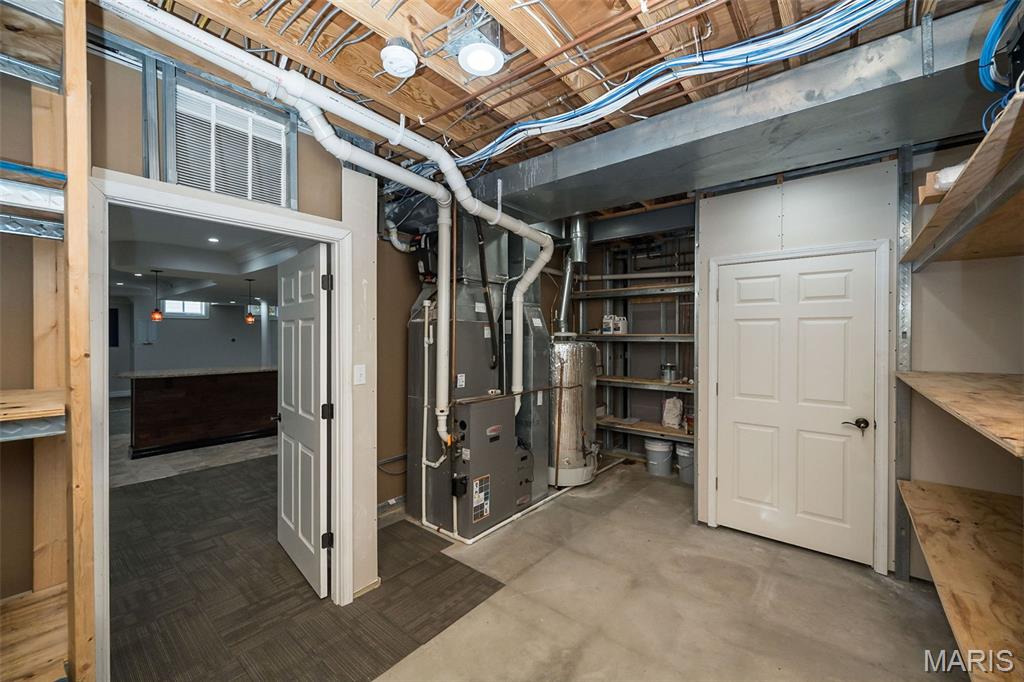 136 Roehampton Lane