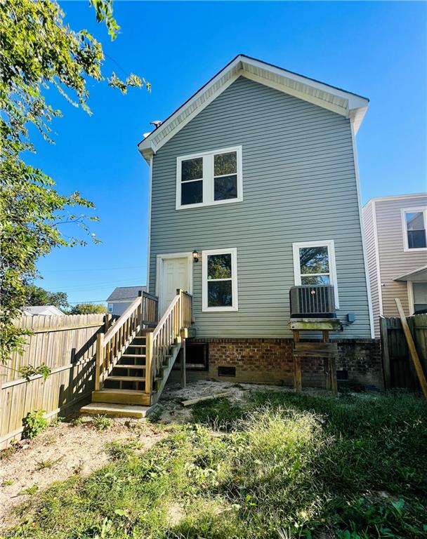 1019 Tunstall AVE