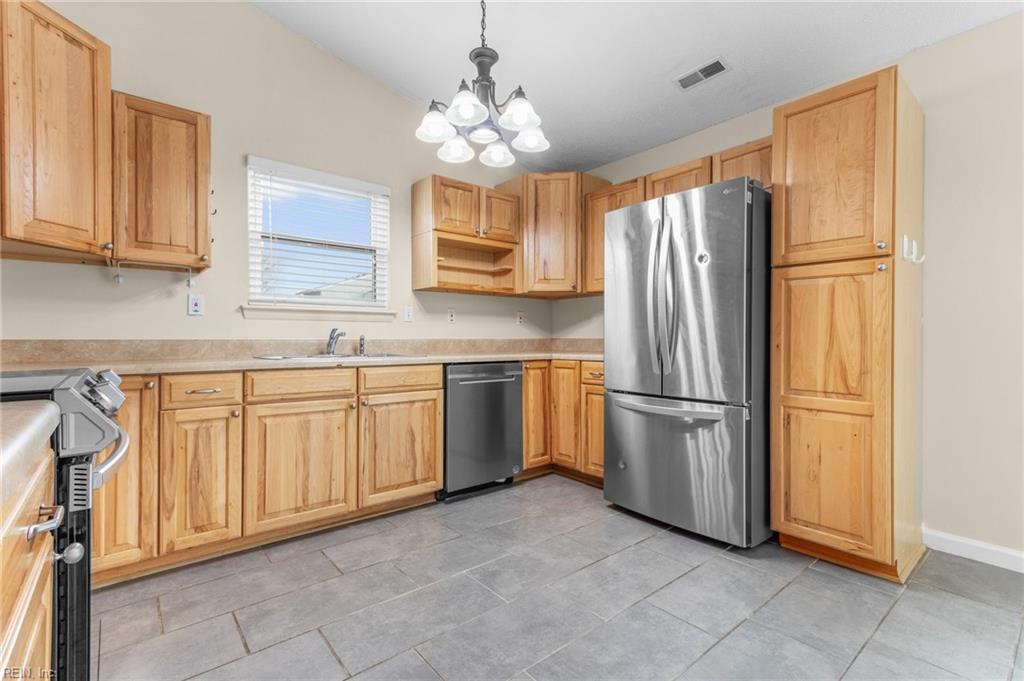 3845 Danville CT