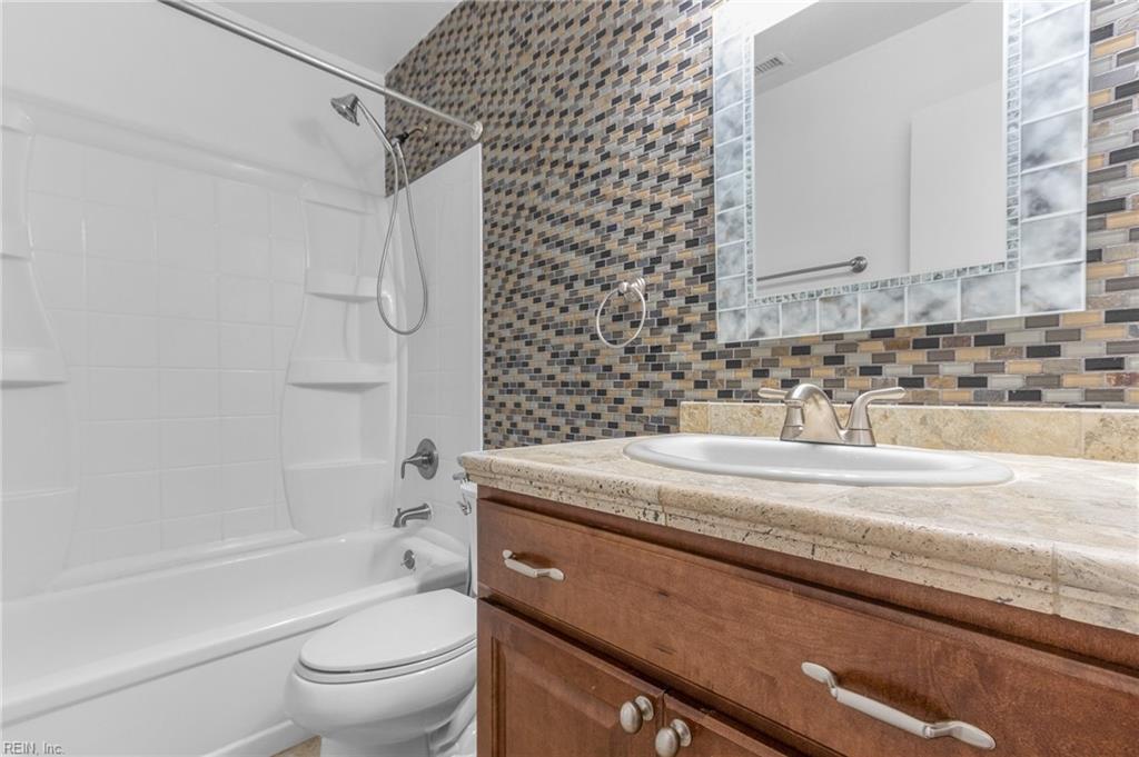 3845 Danville CT