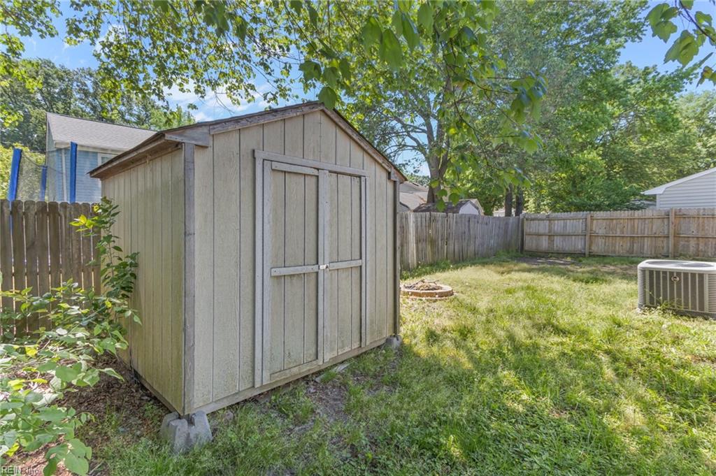 1508 Chirnside CT