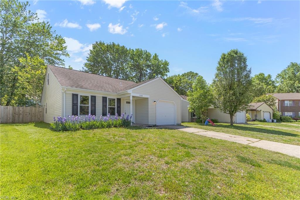 1508 Chirnside CT