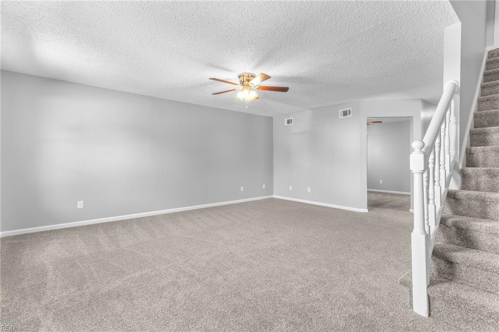 1508 Chirnside CT