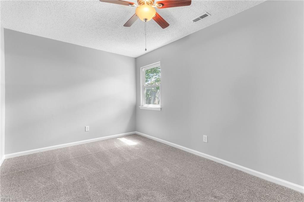 1508 Chirnside CT