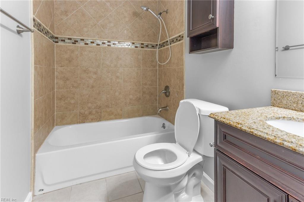 1508 Chirnside CT