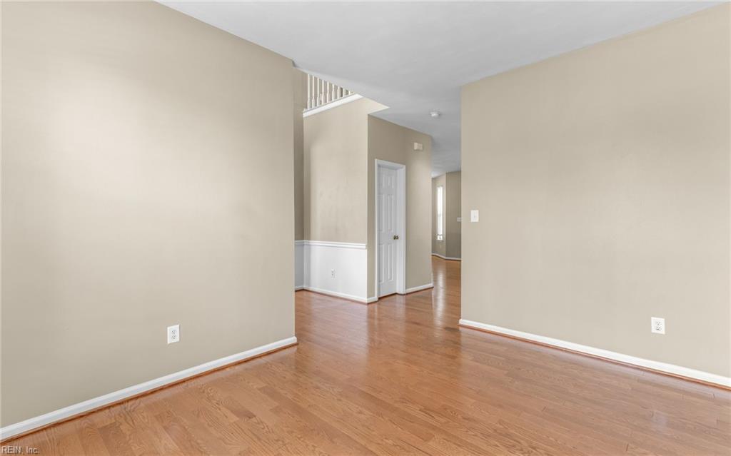 200 Winter Jasmine CT