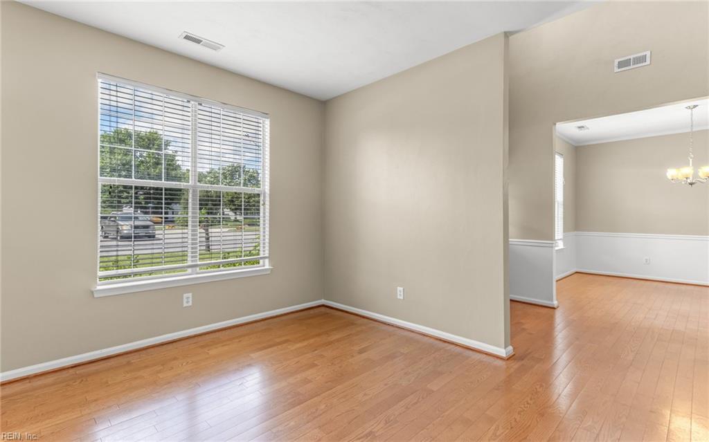 200 Winter Jasmine CT