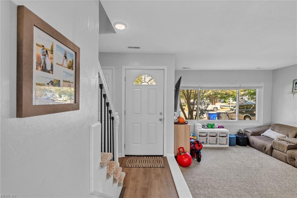 5421 Lynbrook LNDG
