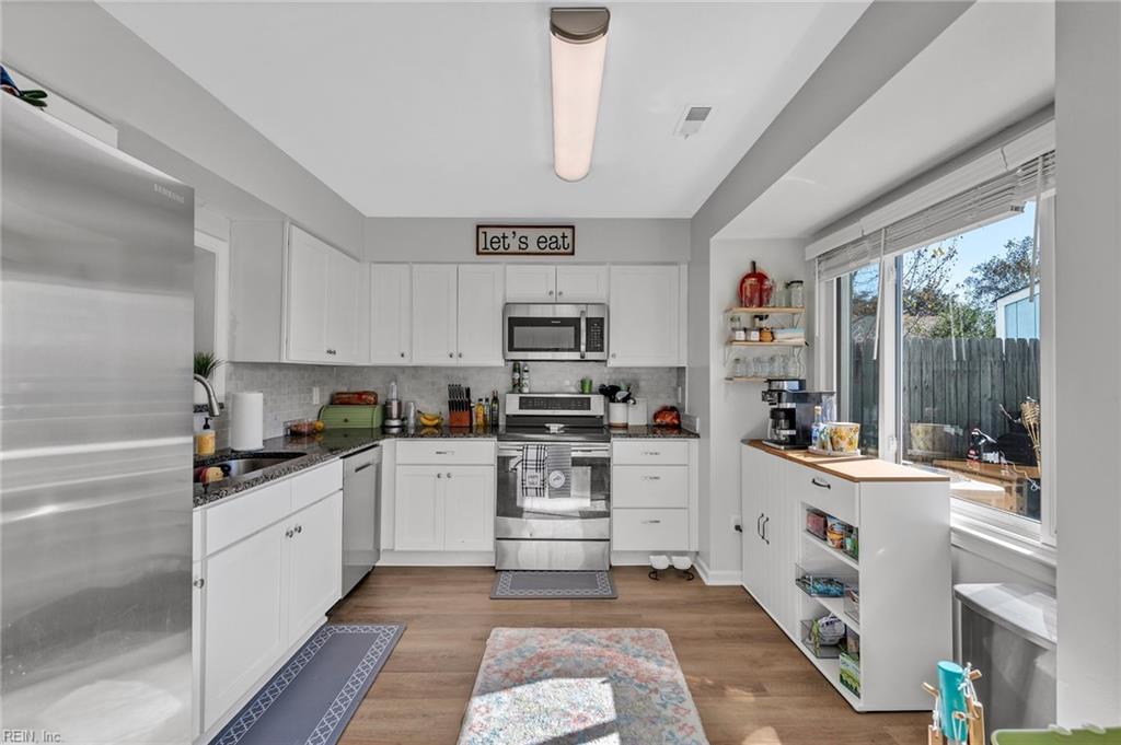 5421 Lynbrook LNDG