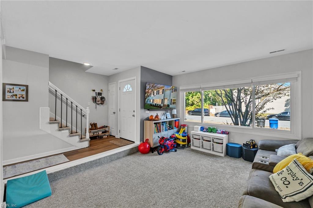 5421 Lynbrook LNDG