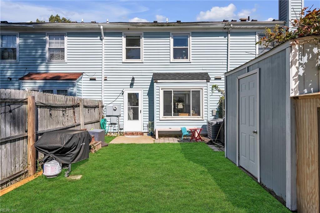5421 Lynbrook LNDG