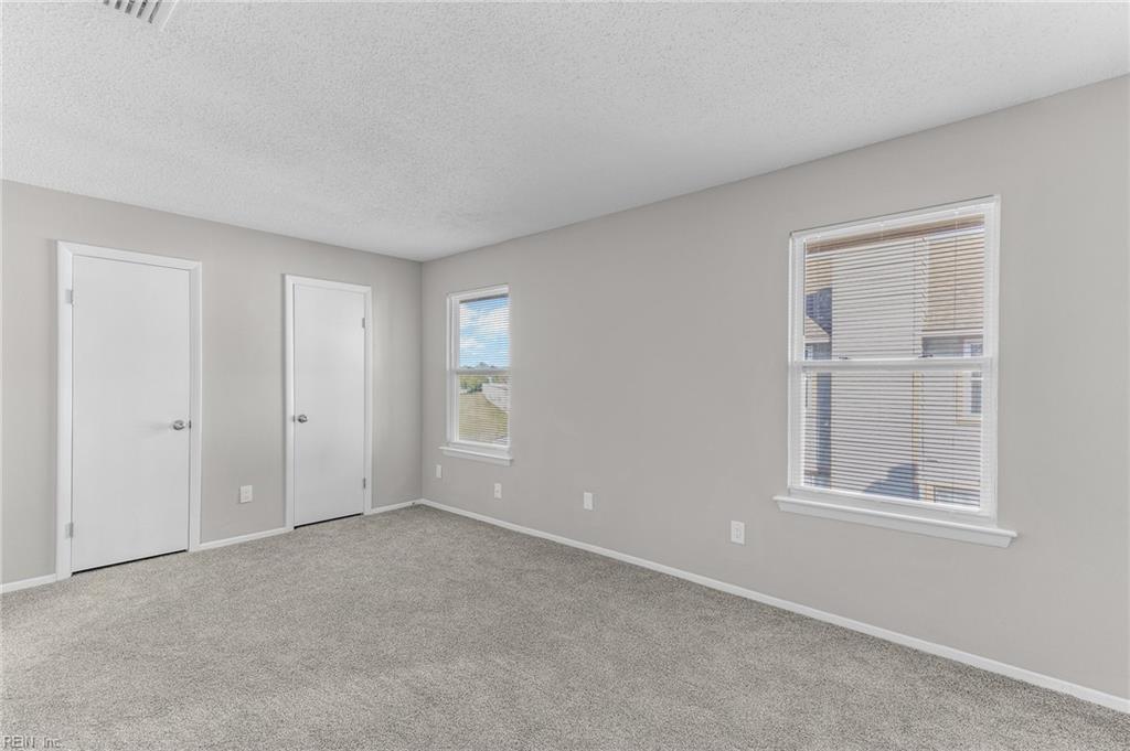 1402 Northface CT
