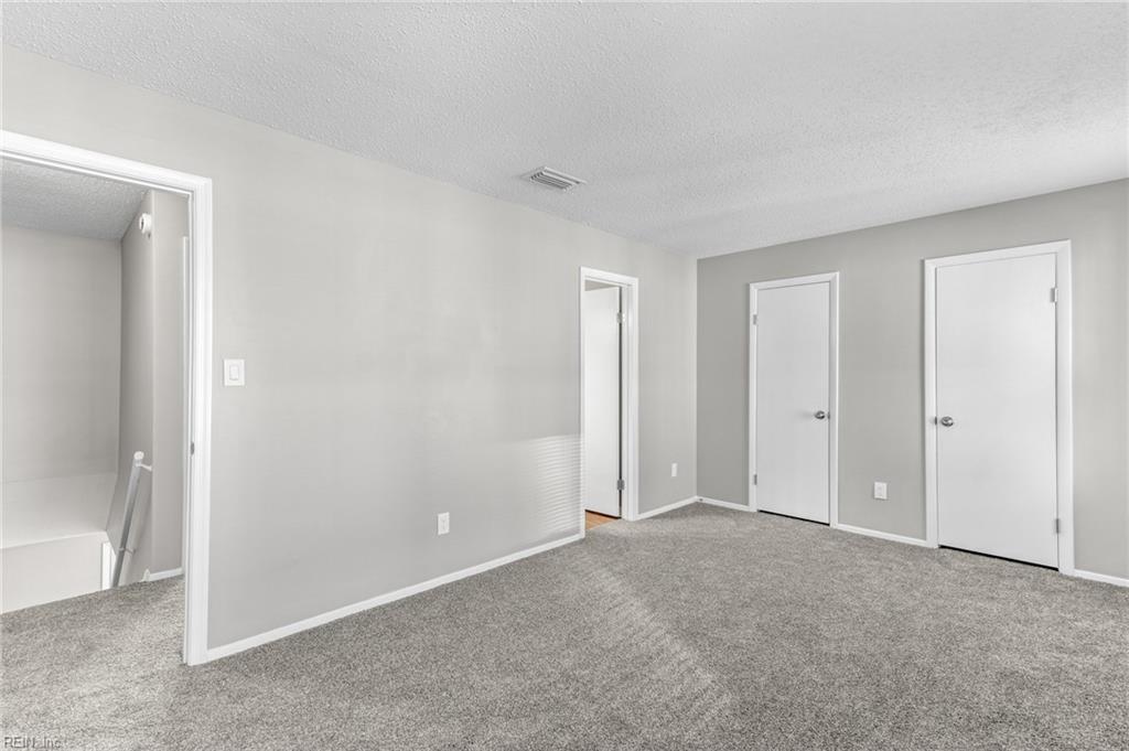1402 Northface CT