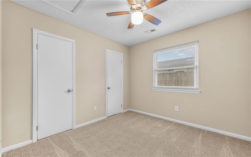 1752 Solar LN