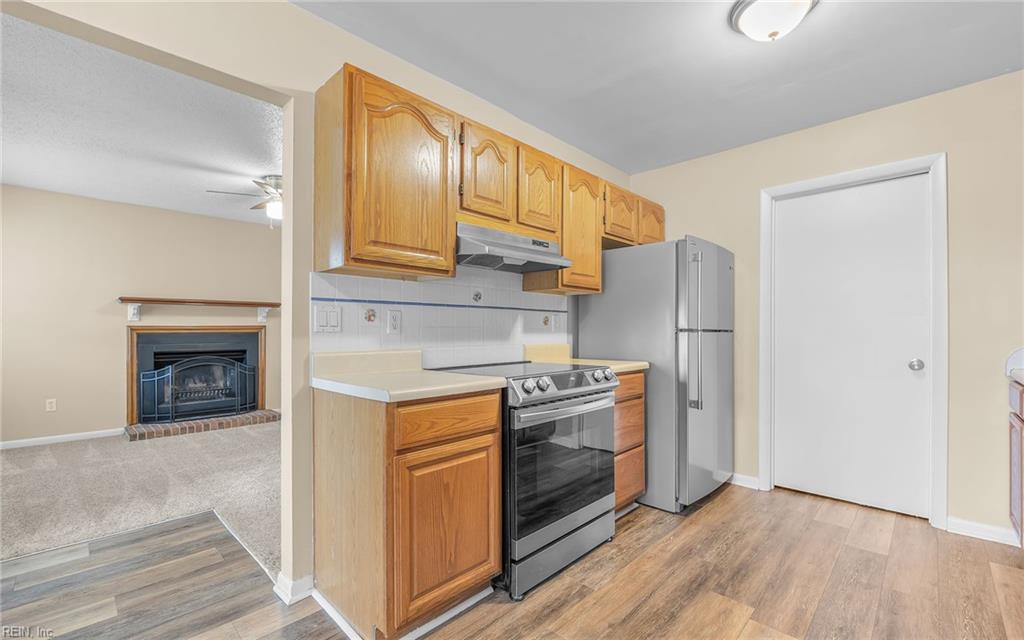 1752 Solar LN