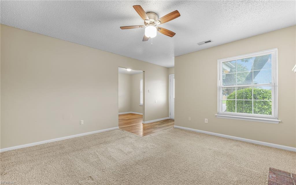1752 Solar LN