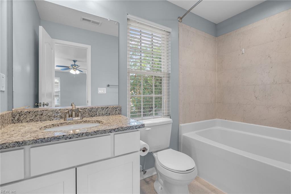 426 W 28th ST