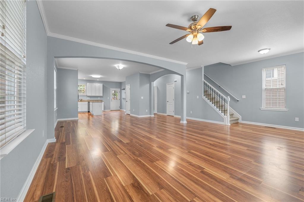 426 W 28th ST