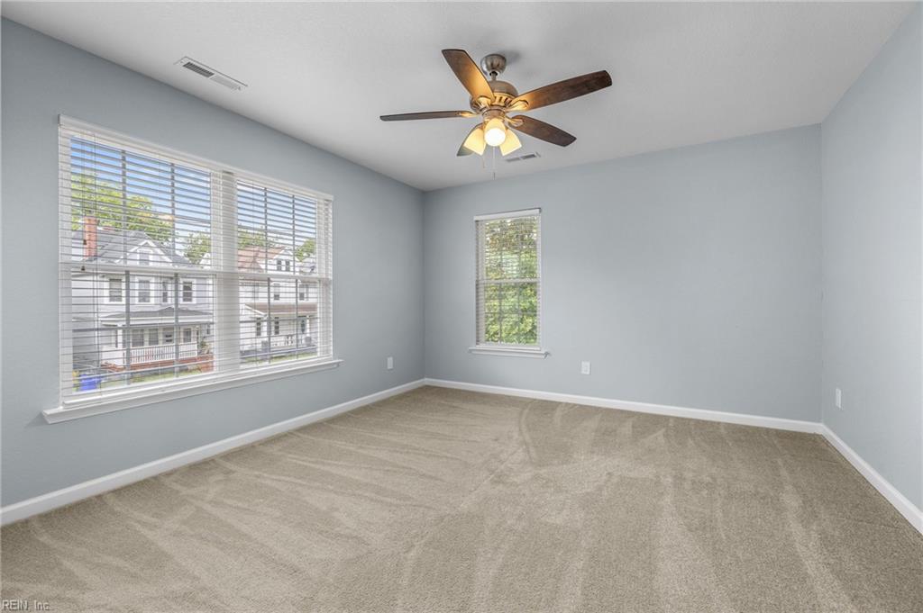 426 W 28th ST